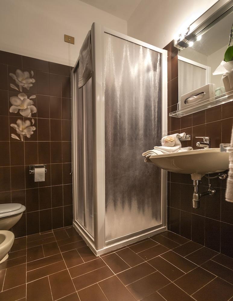 Livia Hotel 3*