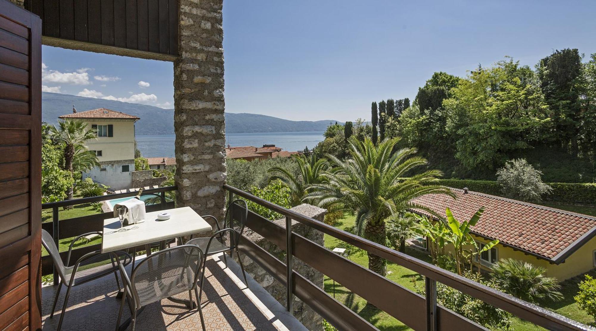 Hotel Livia Gargnano